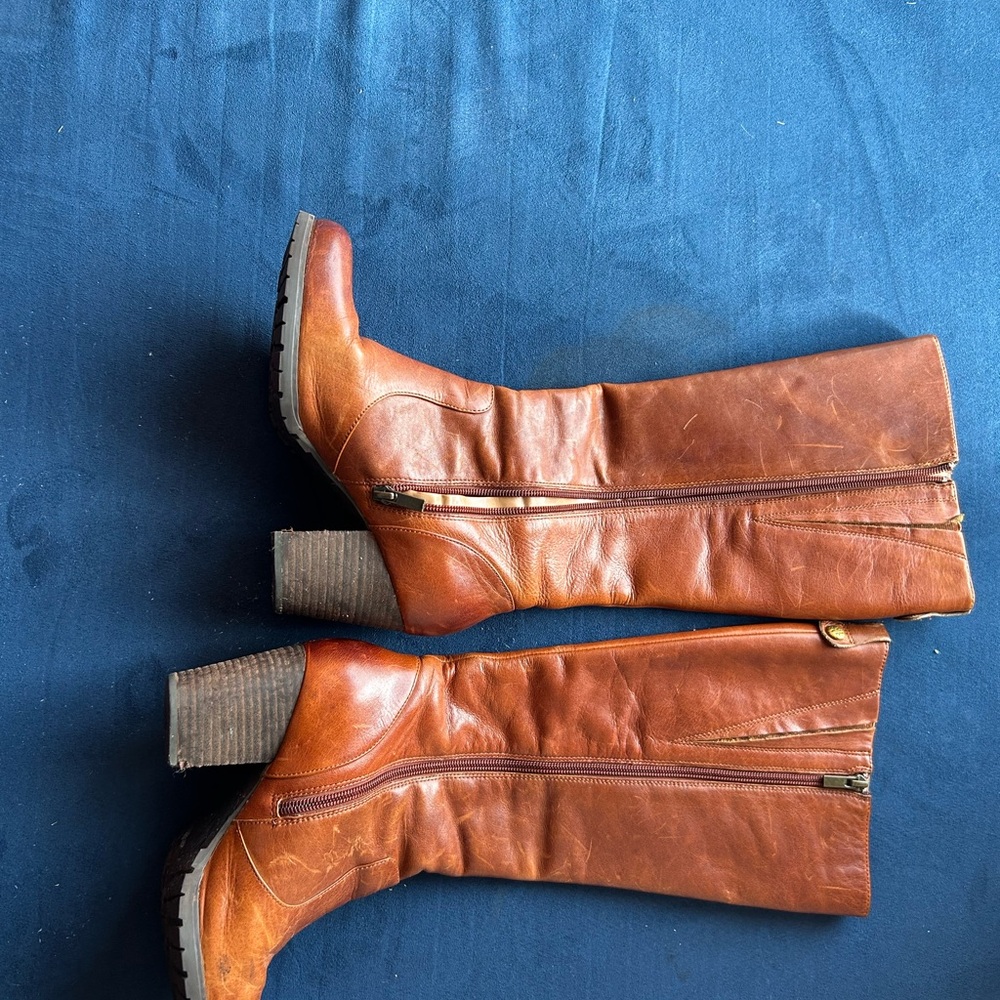 Clarks Chestnut Leather Knee-High Boots - Picture 4 of 8
